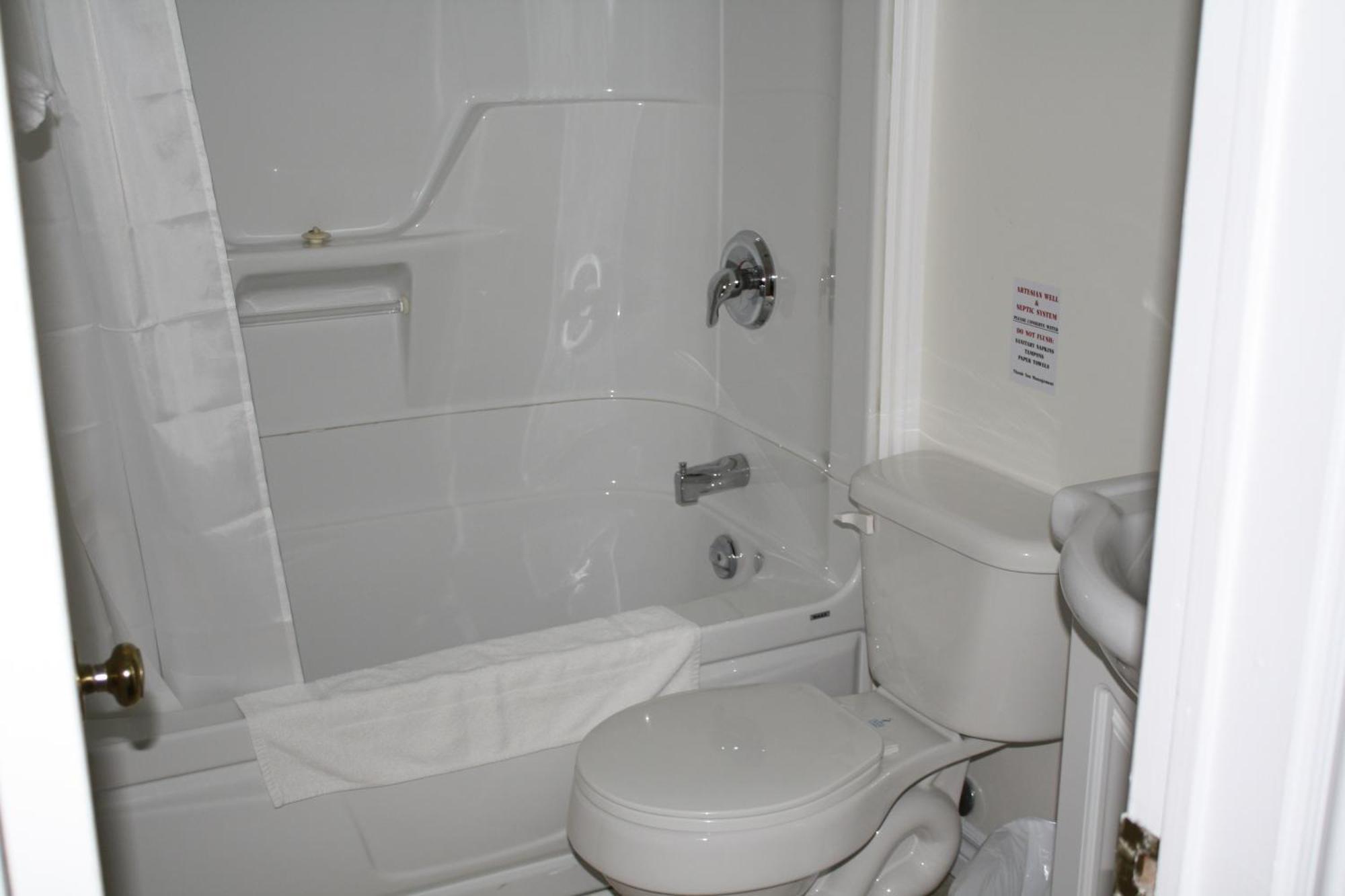 غاندار The Country Inn Motel المظهر الخارجي الصورة