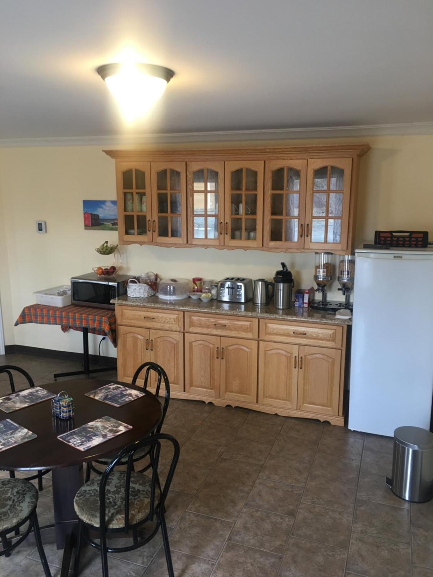 غاندار The Country Inn Motel المظهر الخارجي الصورة